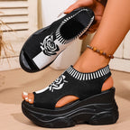 Damen Plateauschlupfschuhe mit floralen Akzenten R&B