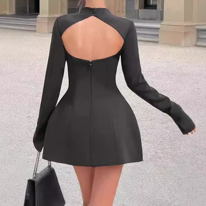 Damen Elegantes Mini-Kleid mit hochgeschlossenem Hals und ausgestelltem Saum R&B