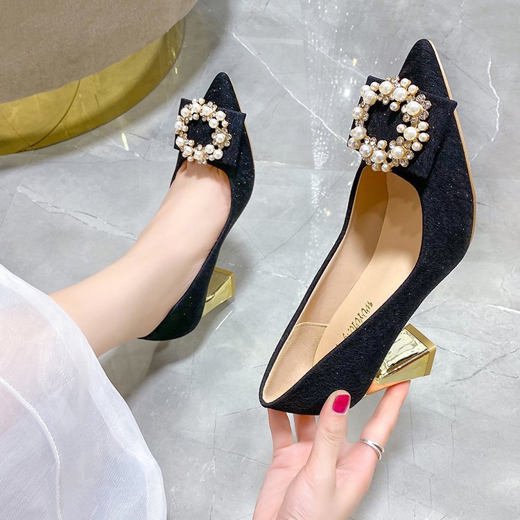 Damen elegante Pumps mit perlverzierten Akzenten R&B