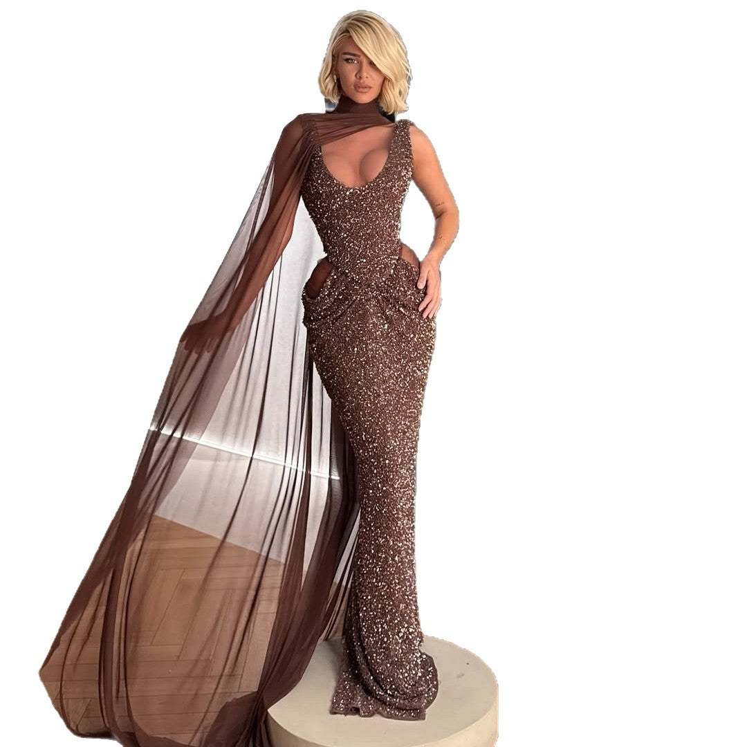 Damen Glamouröses Abendkleid mit funkelnden Pailletten und dramatischem Chiffonüberwurf R&B