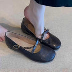 Damen Elegante Ballerina-Schuhe mit dekorativen Knopfdetails R&B