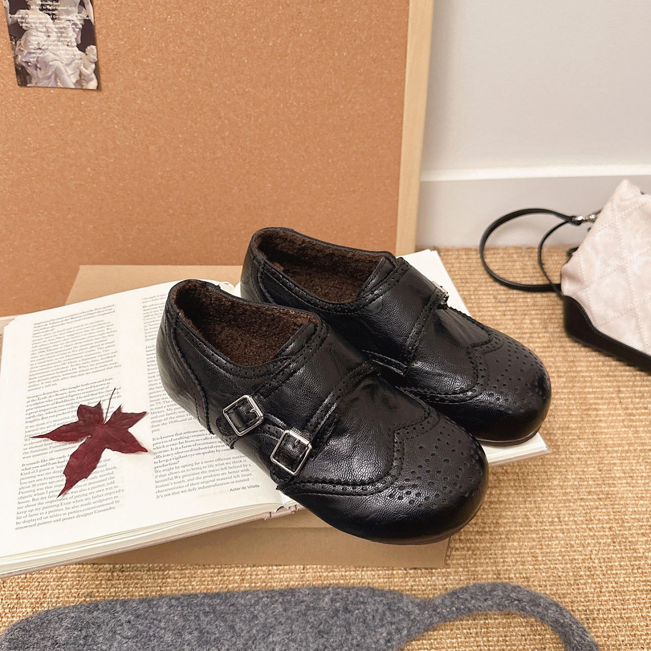 Damen elegante Schnürschuhe mit modischem Schnallenverschluss R&B