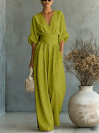 R&B | Eleganter Ärmelloser Jumpsuit mit Tiefem V-Ausschnitt, Taillenbund und Weitem Bein