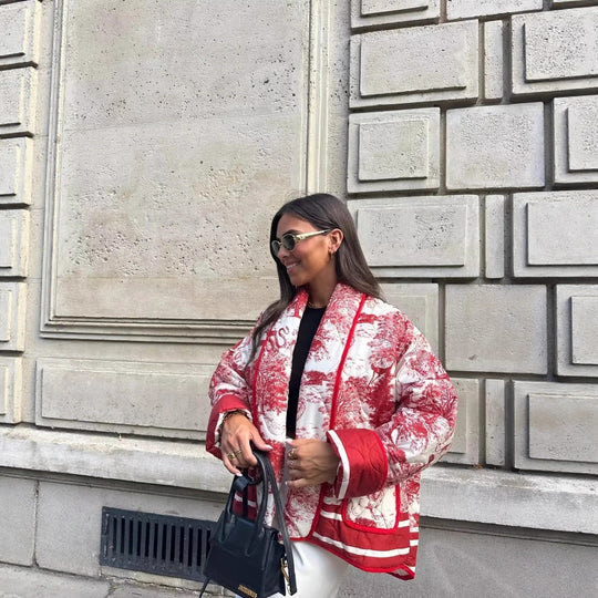 Damen Steppjacke mit floralem Design und eleganten Taschen R&B