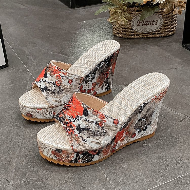 Damen Bequeme Platform-Pantoletten mit floralem Muster R&B