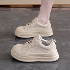 Damen Chunky Sneakers mit stabiler Gummisohle und elegantem Obermaterial R&B