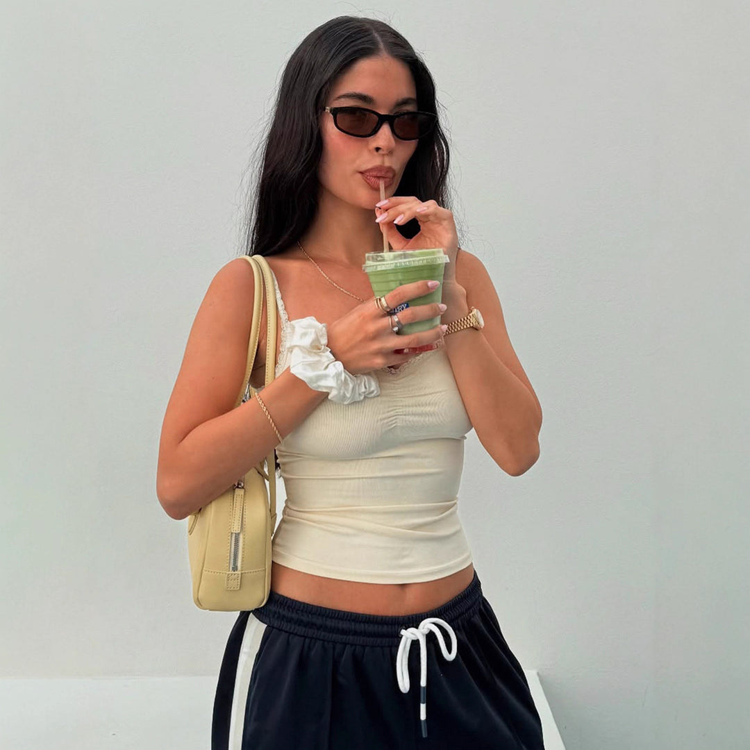 Damen Spaghettiträgershirt mit eleganter Häkelborte R&B