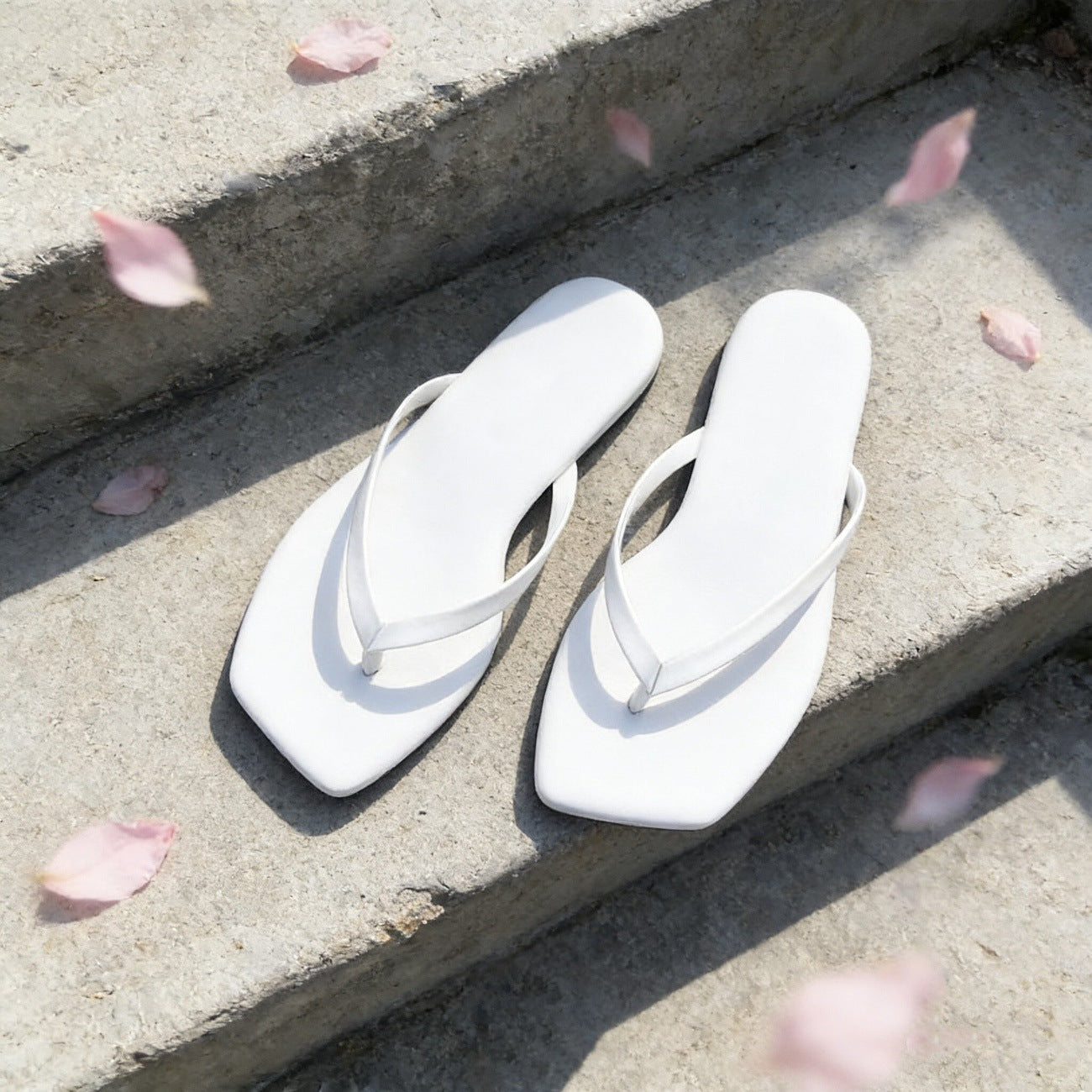 Damen modische Zehentrenner-Sandalen mit bequemem Fußbett R&B