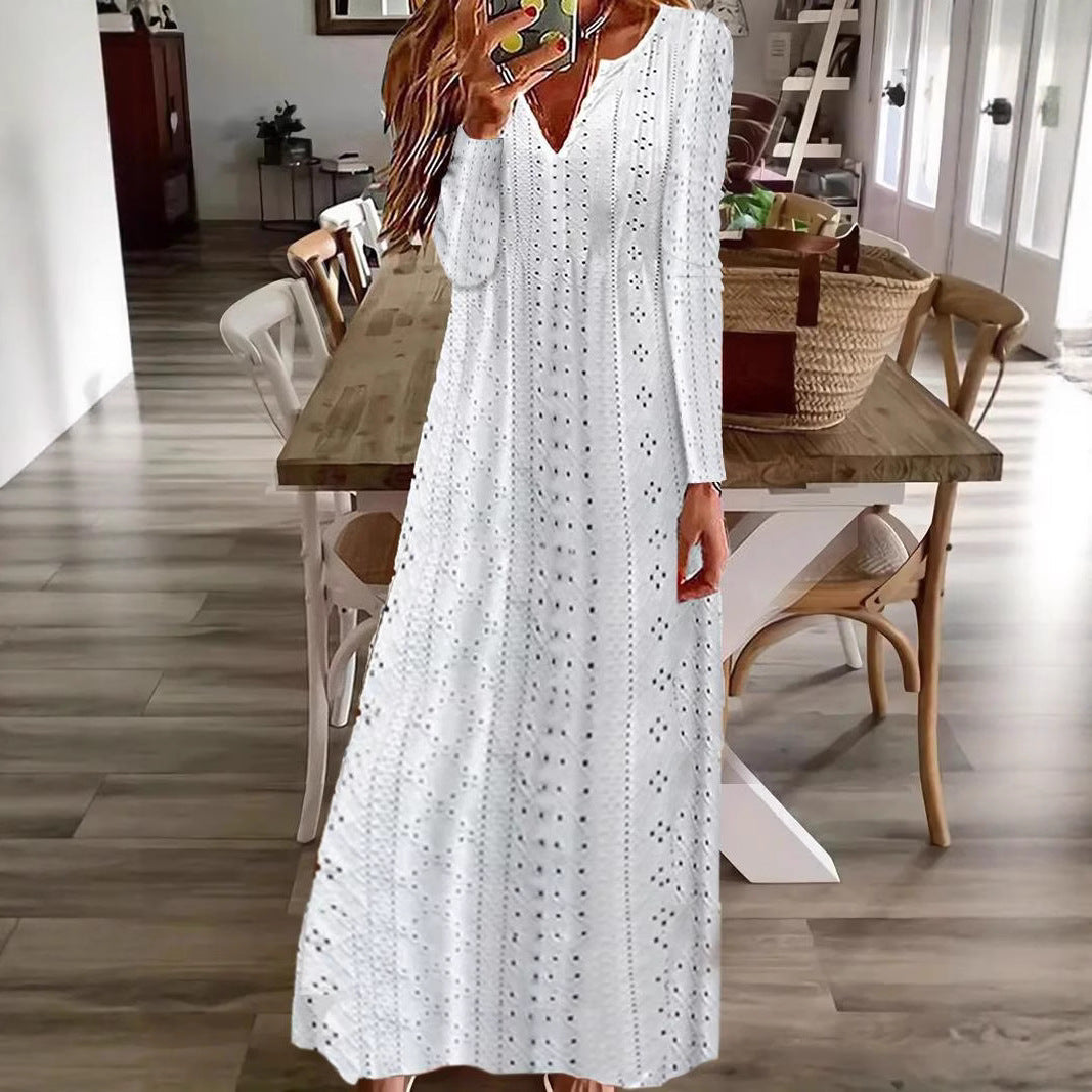 Damen Maxikleid mit filigranem Lochmuster und V-Ausschnitt R&B
