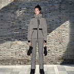 Damen winterliche Funktionsjacke mit hohem Kragen und elastischem Gürtel R&B