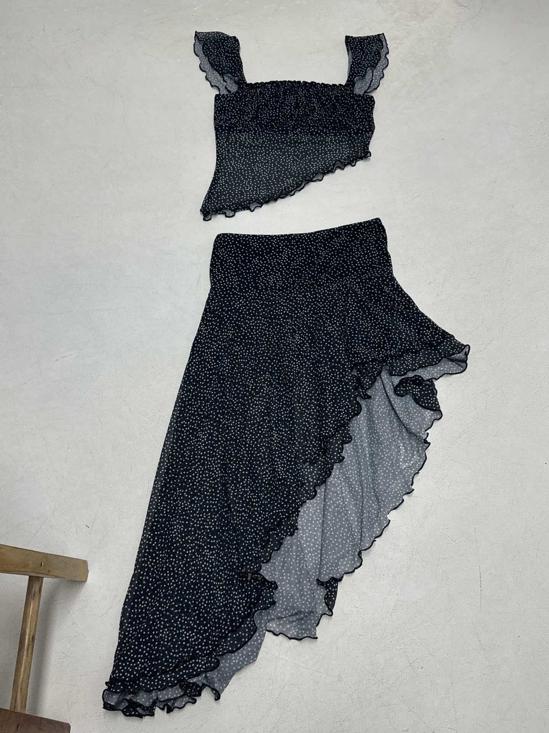 Damen asymmetrischer Volantrock mit zarten Rüschendetails R&B