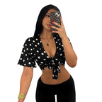 Damen Crop-Top mit verspieltem Punktedesign und Knotenfront R&B