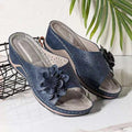 Damen Komfortable Wedge-Pantoletten mit floralem Detail R&B