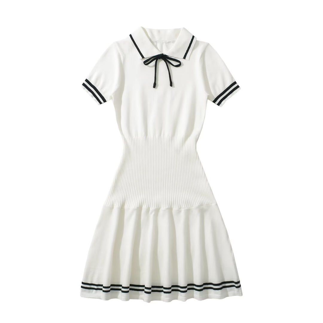 Damen Polo-Kleid mit Rüschensaum und dekorativem Bindeakzent R&B