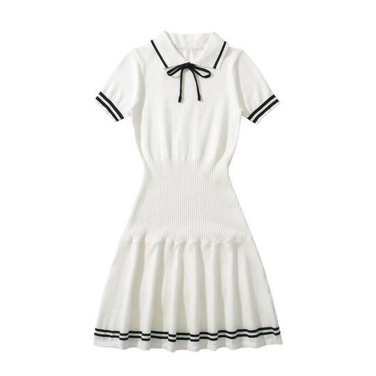 Damen Polo-Kleid mit Rüschensaum und dekorativem Bindeakzent R&B