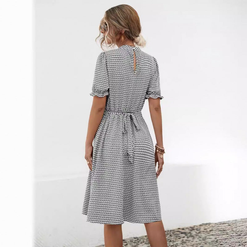 Damen Sommerkleid mit eleganter Blumenmusterung R&B