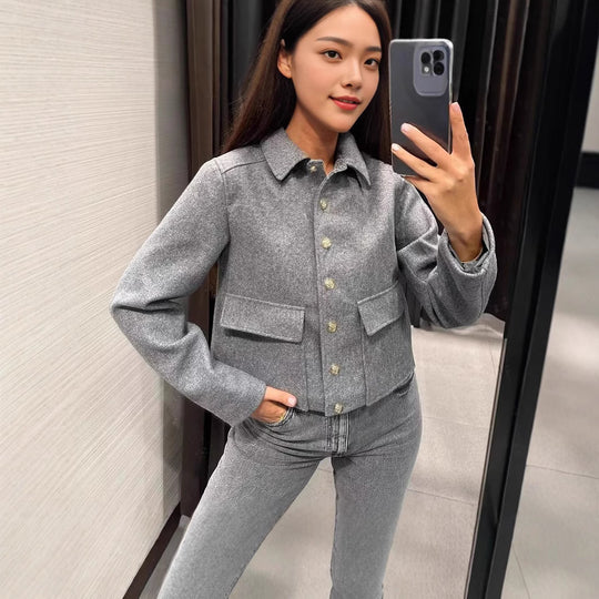 Damen modische Kurzjacke mit praktischen Pattentaschen und dekorativen Knöpfen R&B