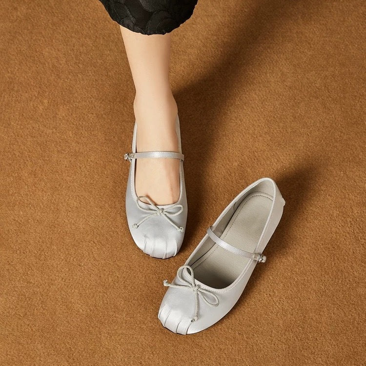 Damen Ballerinas mit verstellbarem Riemen und satinierter Oberfläche R&B