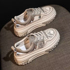 Damen Modische Sneaker mit luftigen Lochungen und dämpfender Laufsohle