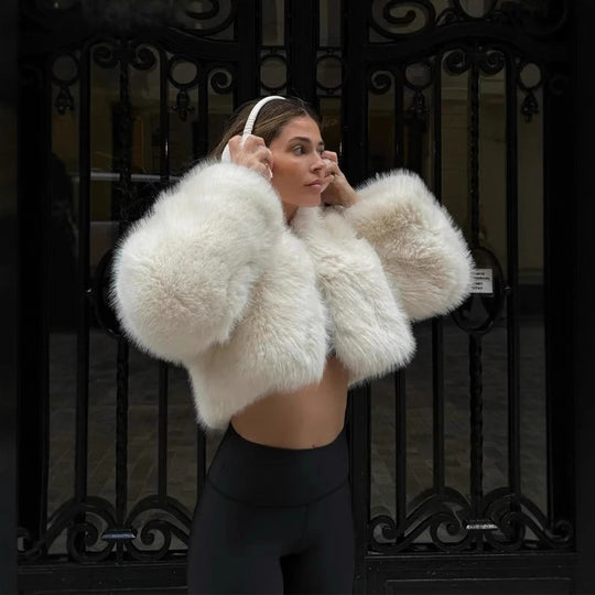Damen Flauschige Kurzjacke mit voluminösen Ärmeln R&B