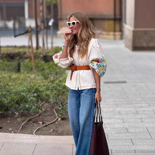 Damen trendige Bluse mit floralen Stickereien und Taillengürtel R&B