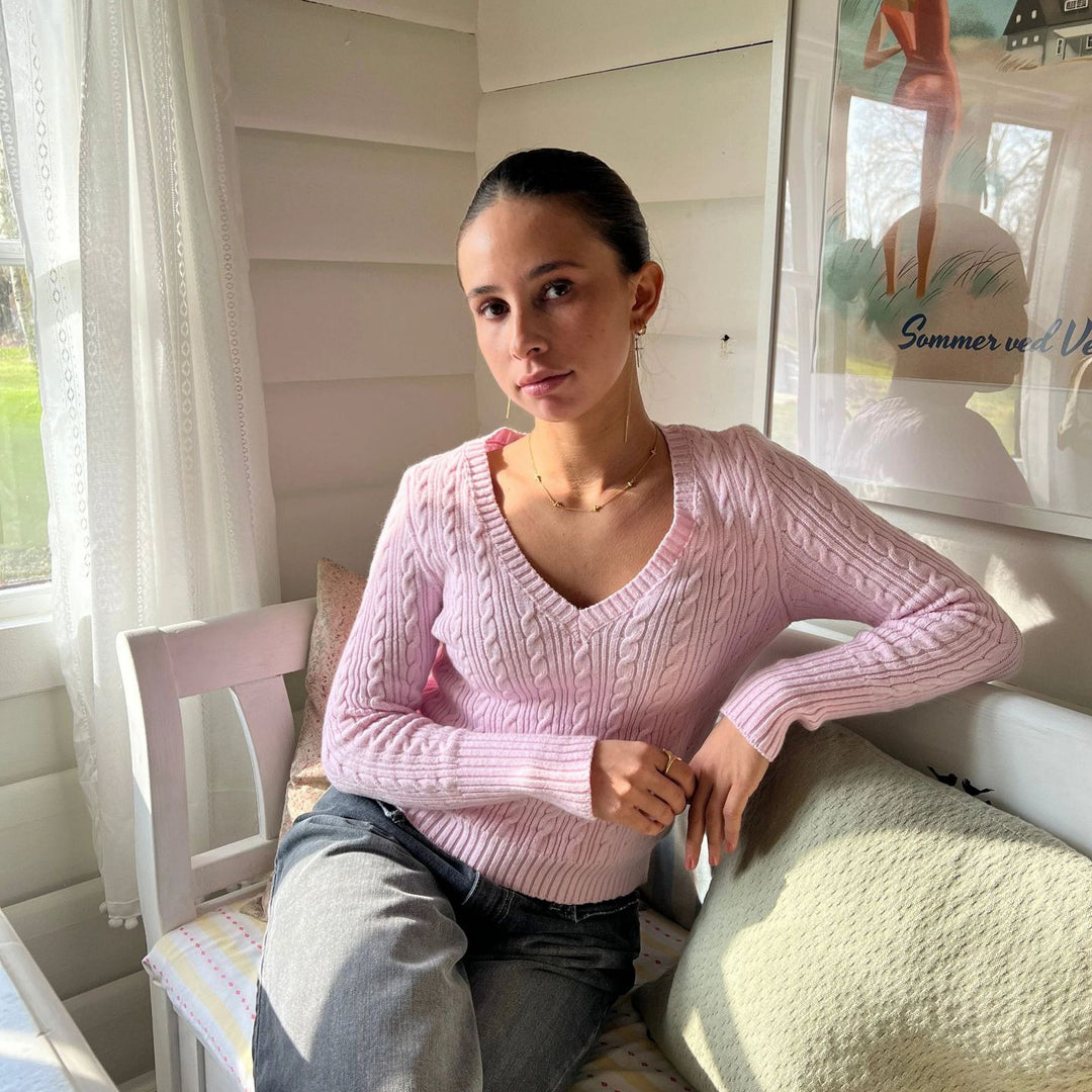 Damen gestrickter Pullover mit V-Ausschnitt und langem Arm R&B
