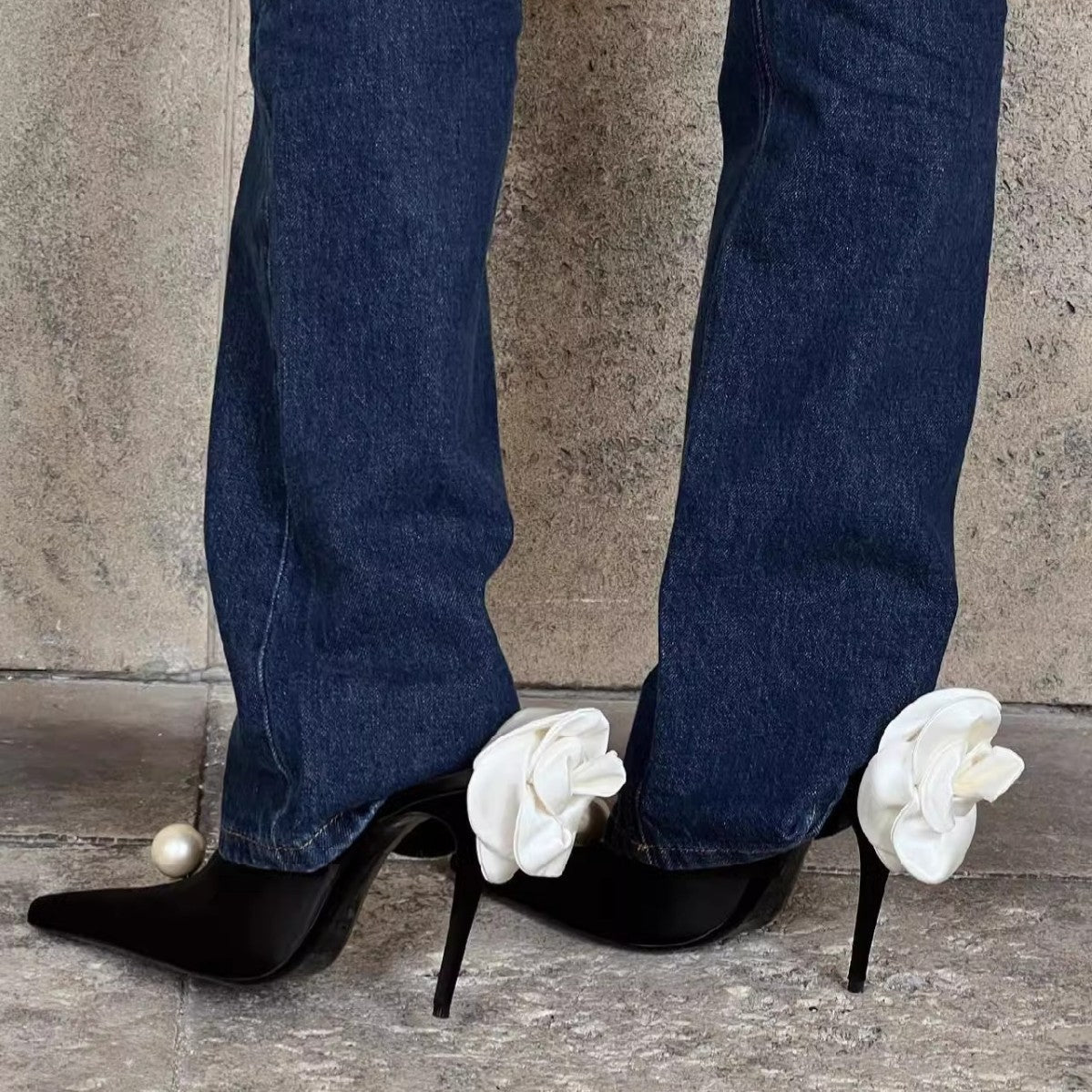 Damen stilvolle High Heel Mules mit zarter Blumenapplikation R&B