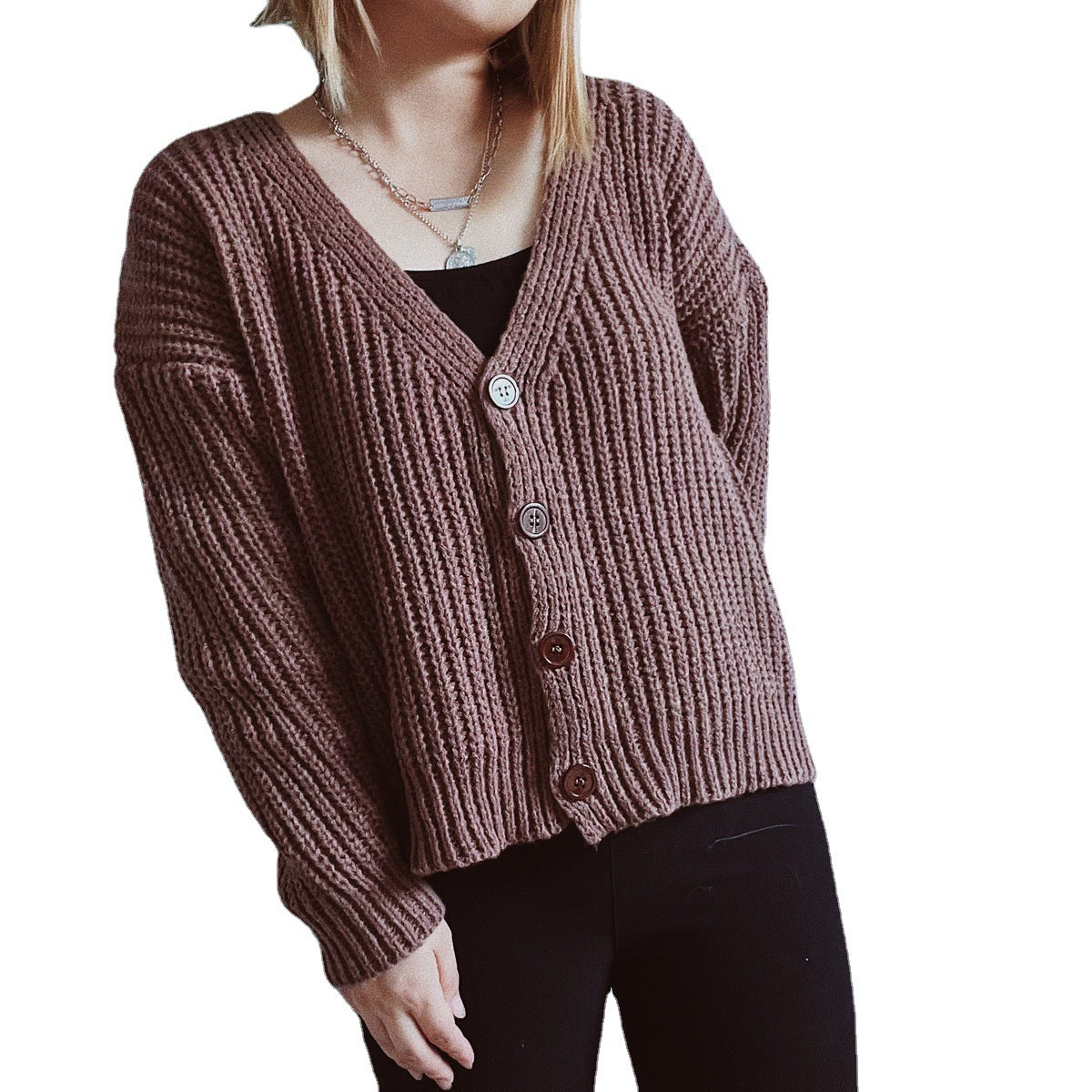 Damen kuschelige Strickjacke mit modernen Knopfdetails und weitem Schnitt R&B