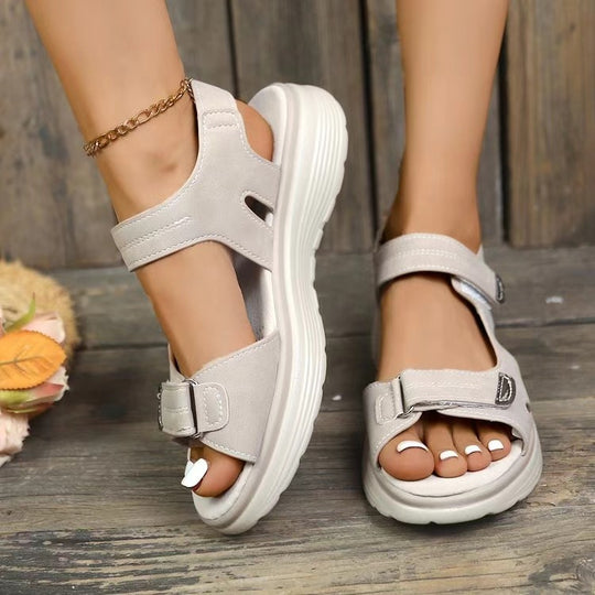 Damen Komfortable Sandalen mit verstellbarem Riemendesign und ergonomischem Fußbett R&B