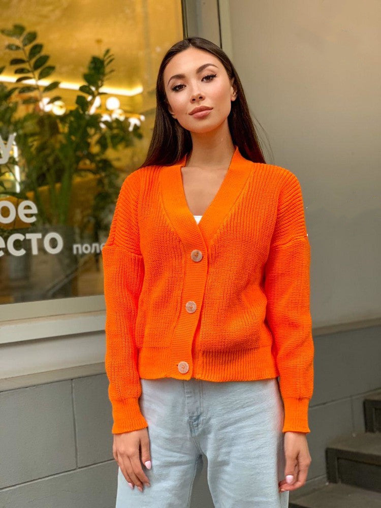 Damen Großer Strickcardigan mit Knopfdetail und V-Ausschnitt R&B