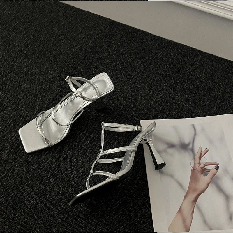 Damen elegante Sandalen mit verstellbaren Riemen und quadratischem Absatz R&B