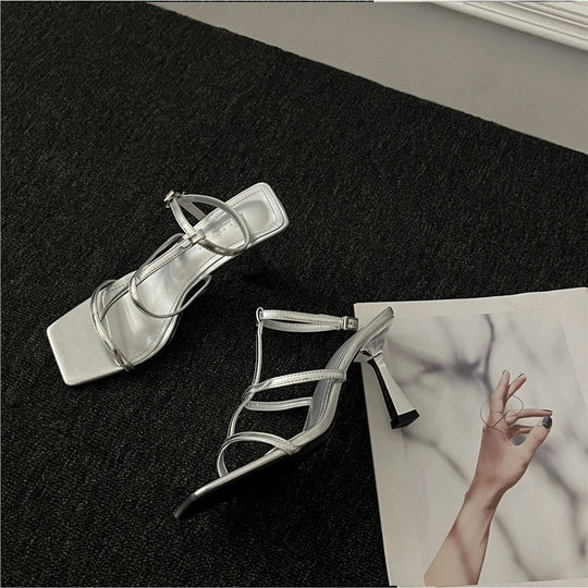 Damen elegante Sandalen mit verstellbaren Riemen und quadratischem Absatz R&B