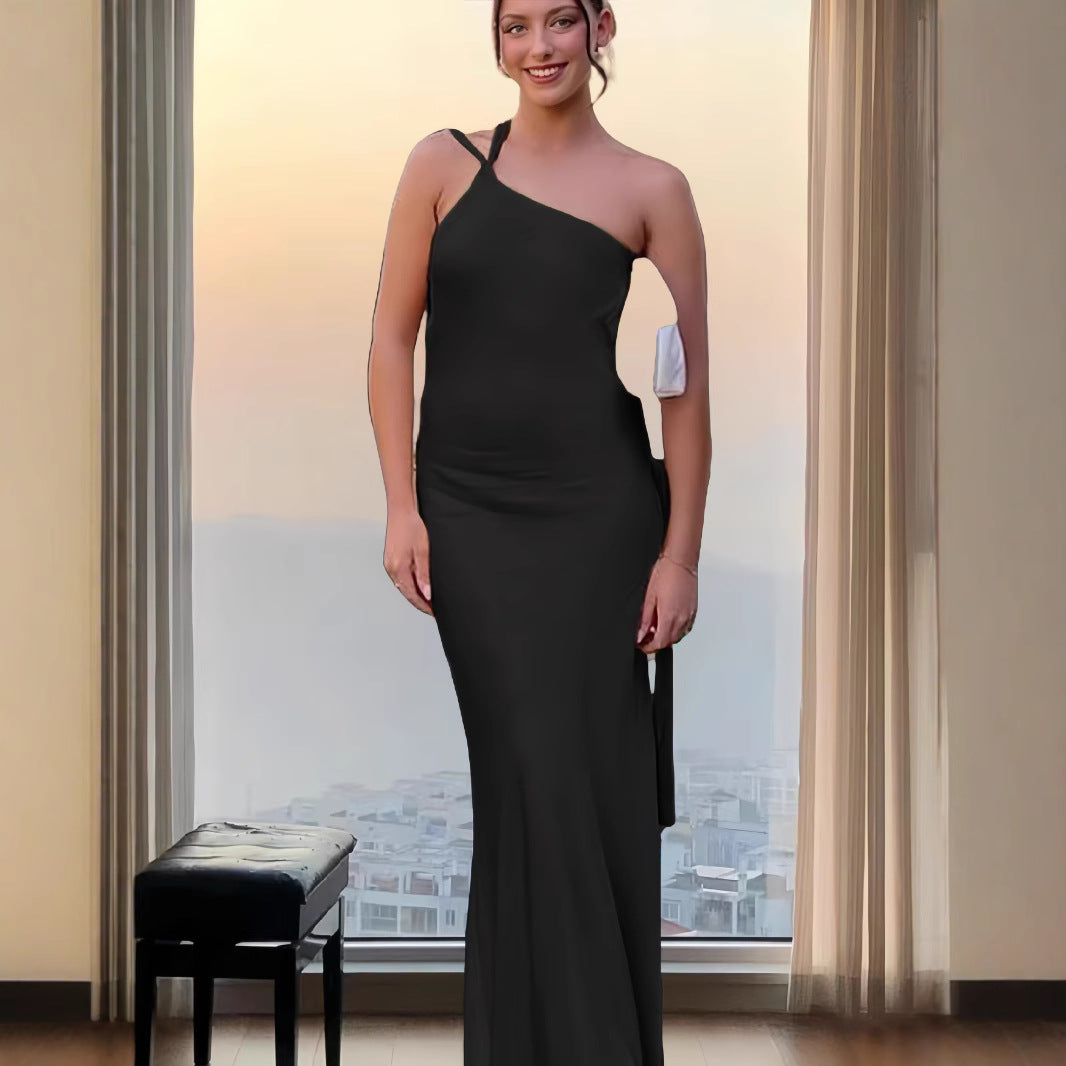 Damen Elegantes Satin Abendkleid mit asymmetrischem Schnitt und schmalem Träger R&B