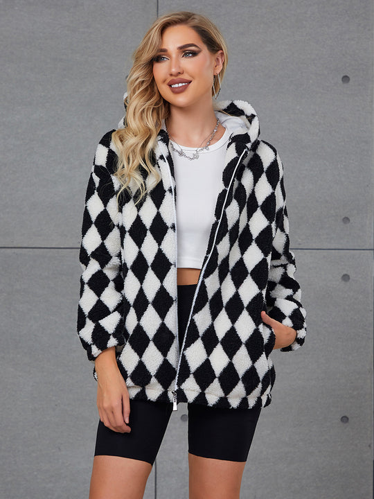 Damen Flauschige Jacke mit Karomuster und Kapuze R&B