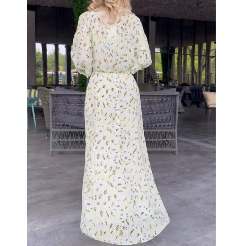 Damen Maxikleid mit floralen Motiven und Knopfdetails R&B