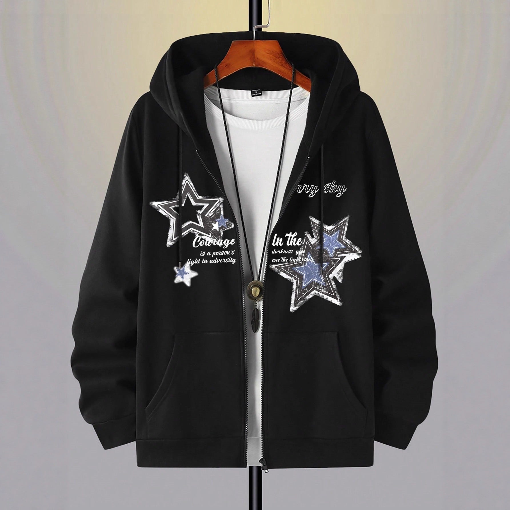 Herren Kapuzenjacke mit praktischem Reißverschluss und stylischem Sternenmotiv