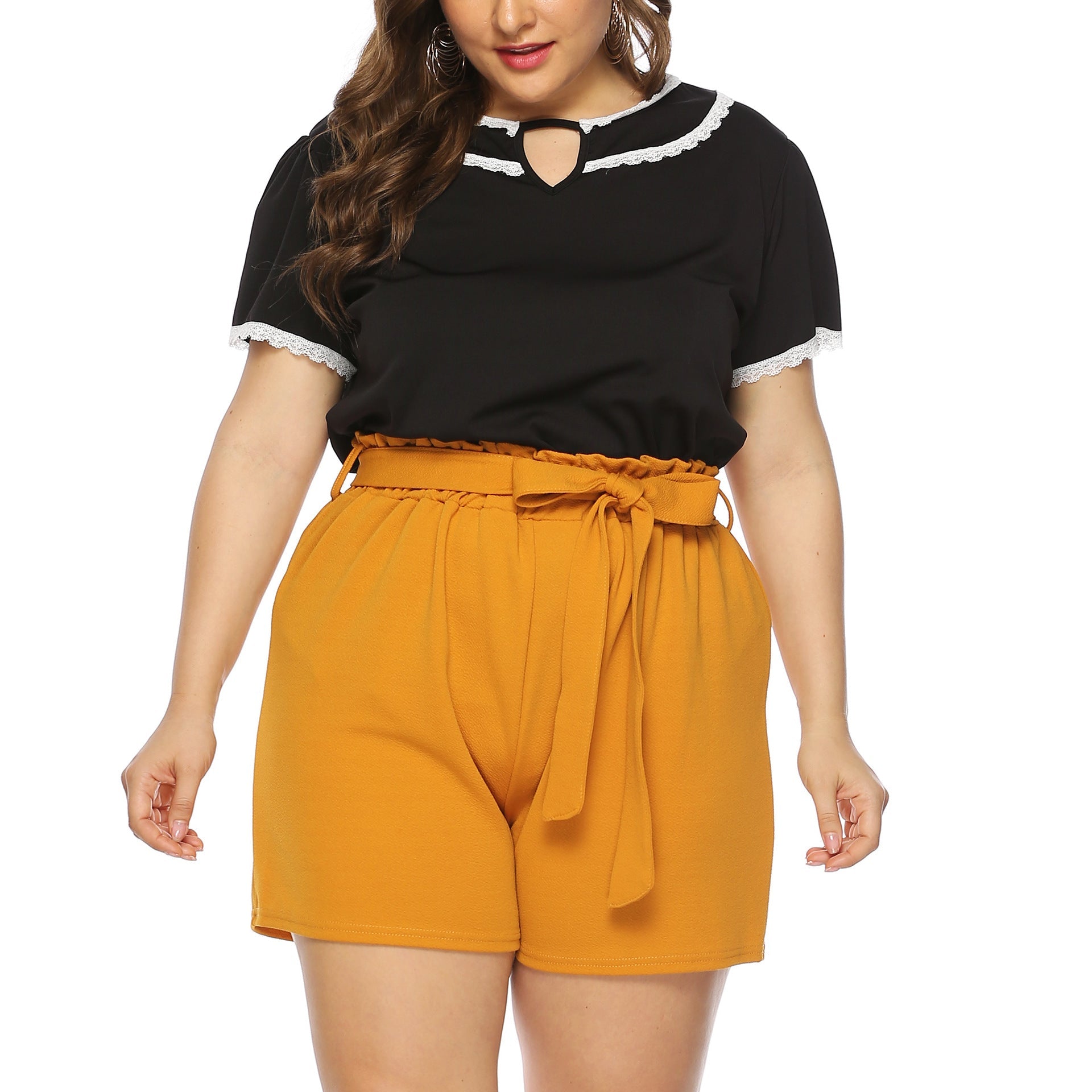 Damen modisches Oberteil mit Rüschenärmel und eleganten Shorts R&B