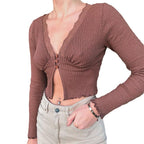 Damen Crop-Top mit femininer Spitze und Knopfdetails R&B