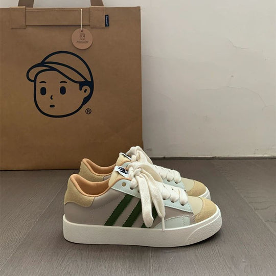 Damen Sneakers im sportlichen Retro-Look mit gepolsterter Sohle R&B
