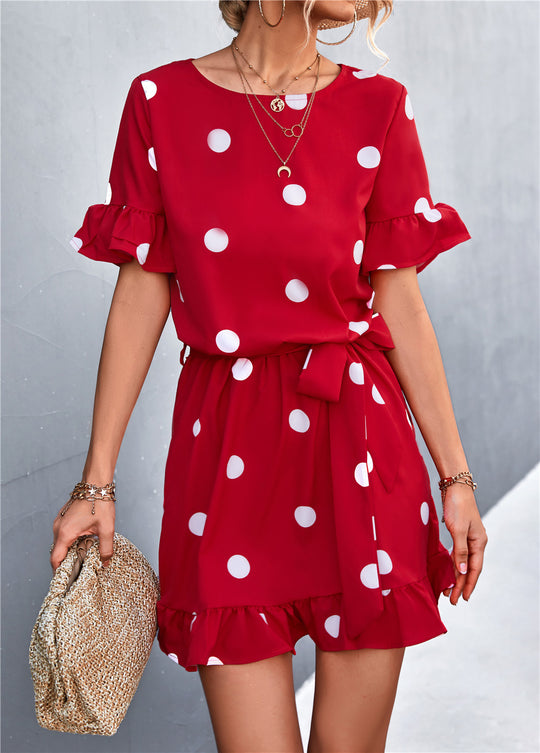 Damen Ballonkleid mit voluminösen Rüschensäumen und tailliertem Gürtel R&B