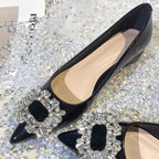 Damen elegante spitze Pumps mit funkelndem Schmuckdetail R&B