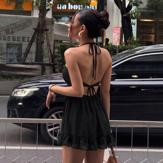Damen Halter Kleid mit voluminösem Rock und eleganten Rüschendetails R&B