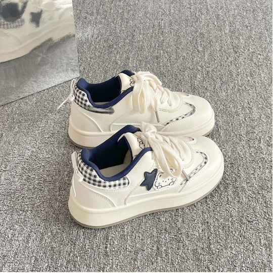 Damen Trendige Designer-Sneaker mit verspielten Details und bequemer Sohle R&B