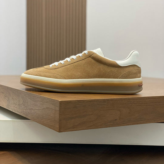 Damen Sneaker aus weichem Wildleder mit raffiniertem Schnürsystem R&B