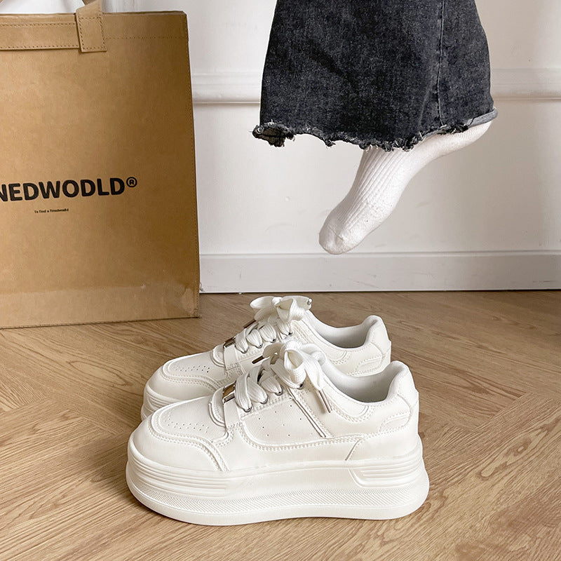 Damen Sportliche Plateau Sneaker mit ausgeprägter Dämpfung und modischem Design R&B