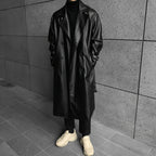 Herren modischer Longtrenchcoat aus hochwertigem Kunstleder mit elegantem Schnitt R&B