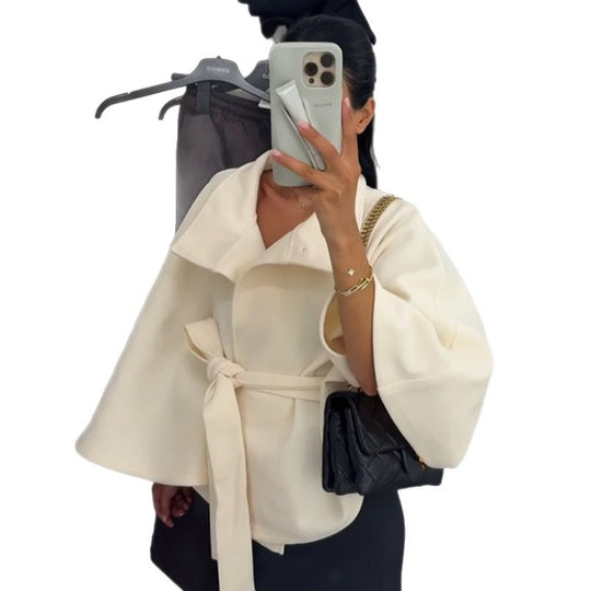 Damen elegante Cape-Jacke mit Knoten-Detail und voluminösen Ärmeln R&B
