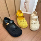 Damen Clogs mit modischem Riemchen und eleganten Akzenten