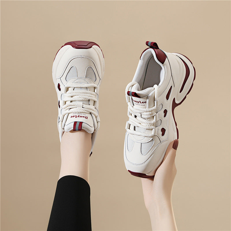 Damen Sportliche Chunky Sneakers mit Herz-Details und dämpfender Sohle R&B