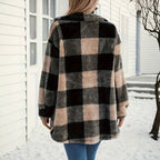 Damen Teddyjacke mit kariertem Muster und weichem Fell